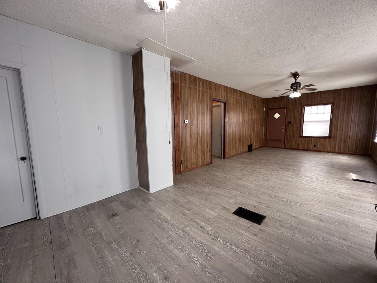 226 S Virginia Ave #S - Photo 3 of 15