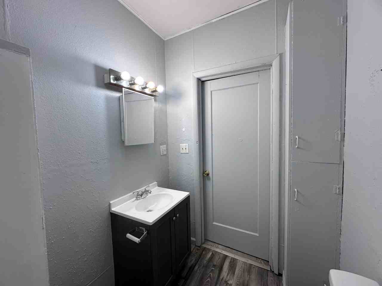 226 S Virginia Ave #S - Photo 5 of 15