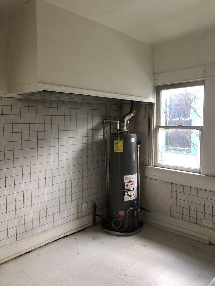 3109 Darien St - Photo 5 of 10