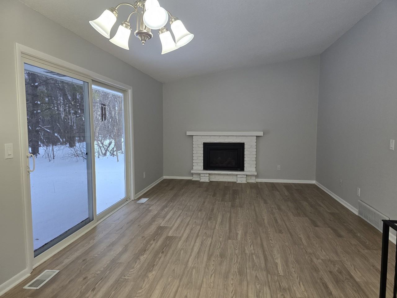 5570 Shorewood Ln #COPY - Photo 5 of 14