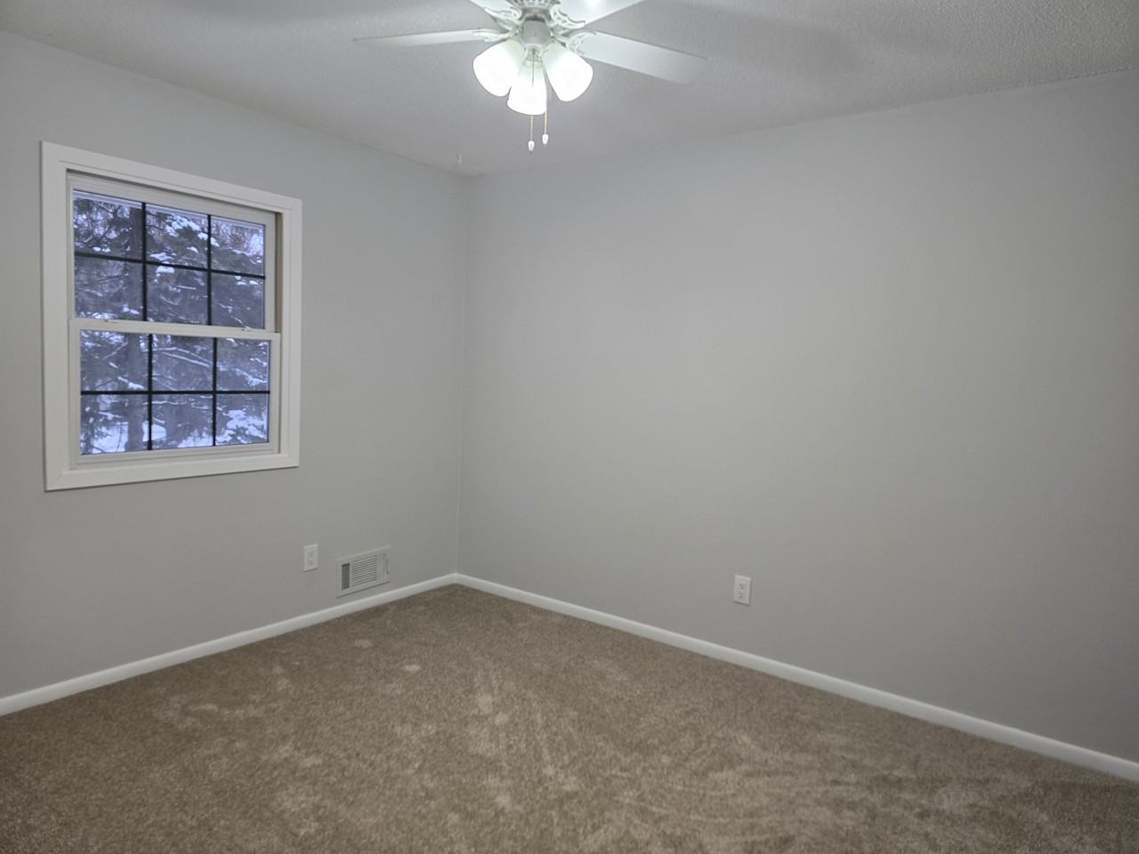 5570 Shorewood Ln #COPY - Photo 6 of 14