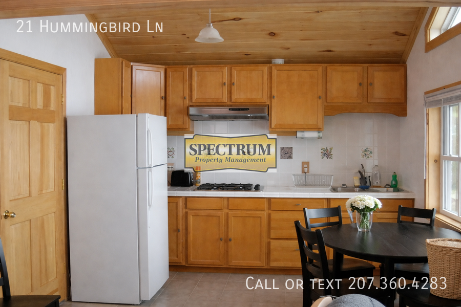 21 Humming Bird Ln - Photo 2 of 6