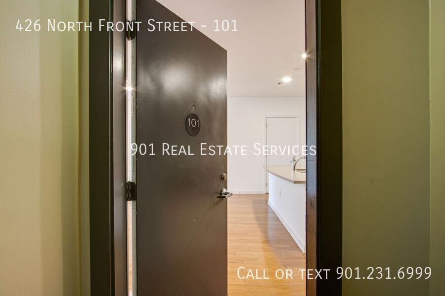 426 N Front St #101 - Photo 3 of 29