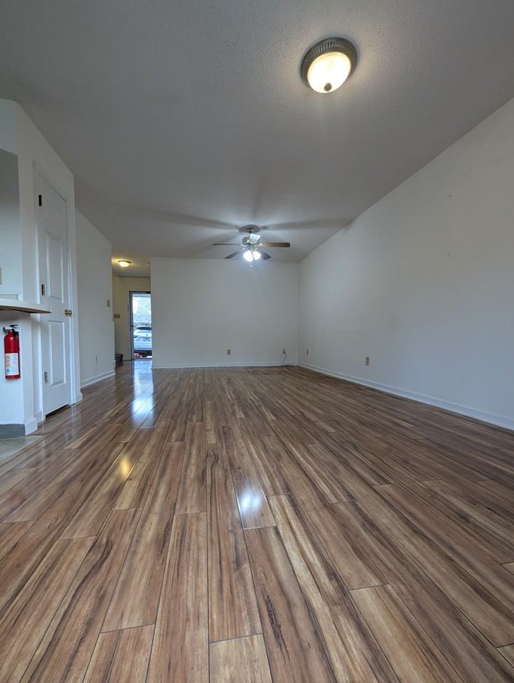 5305 Trace Manor Ln #NA - Photo 5 of 20