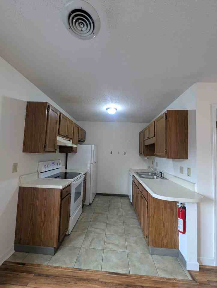 5305 Trace Manor Ln #NA - Photo 6 of 20