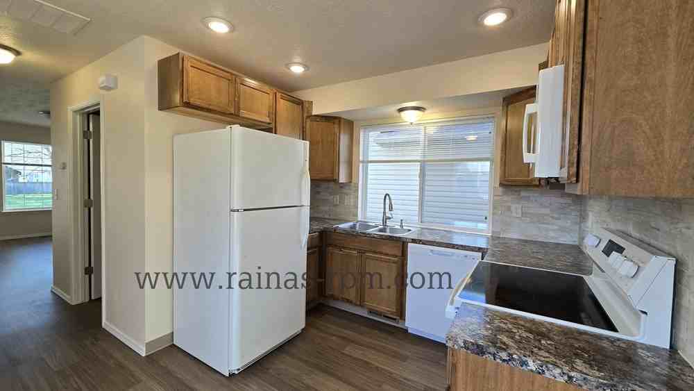 1881 N Allumbaugh St #1881 - Photo 2 of 14