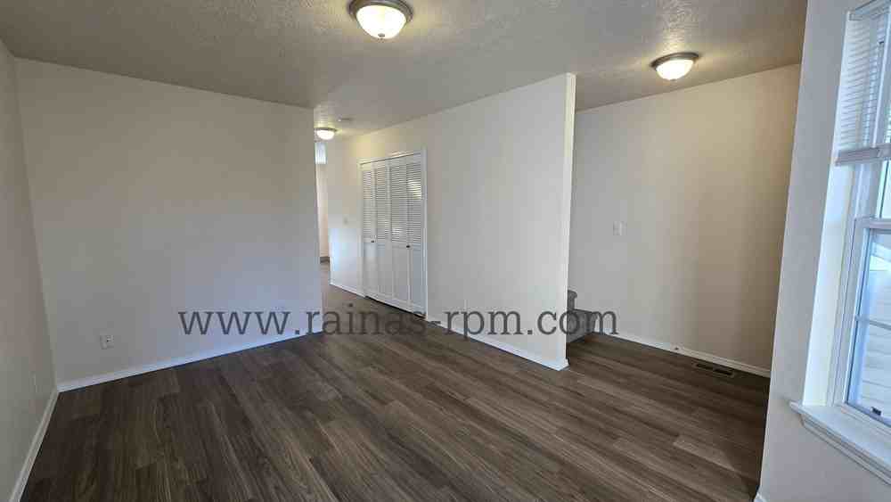 1881 N Allumbaugh St #1881 - Photo 5 of 14