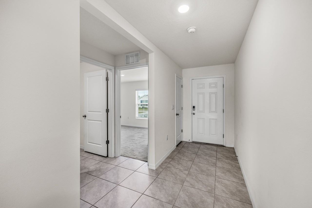 4138 Autumn Amber Dr #NA - Photo 4 of 26