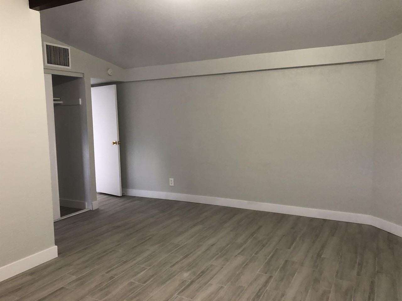 5813 Evergreen Ave #1 - Photo 2 of 30