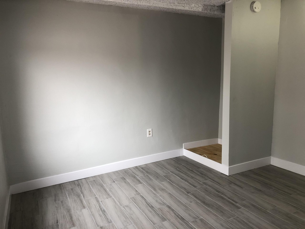 5813 Evergreen Ave #1 - Photo 3 of 30