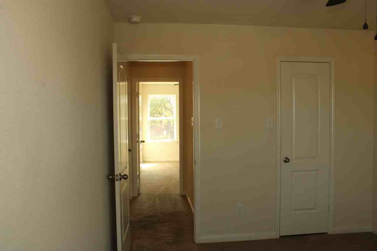 1010 Barrymore Ln #NA - Photo 2 of 35