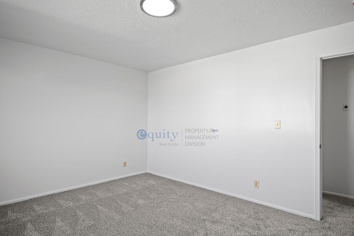 1965 W Hyannis Ave #1965 - Photo 7 of 19