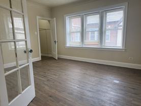 7107 S Champlain Ave Apt 3w - Photo 1 of 1