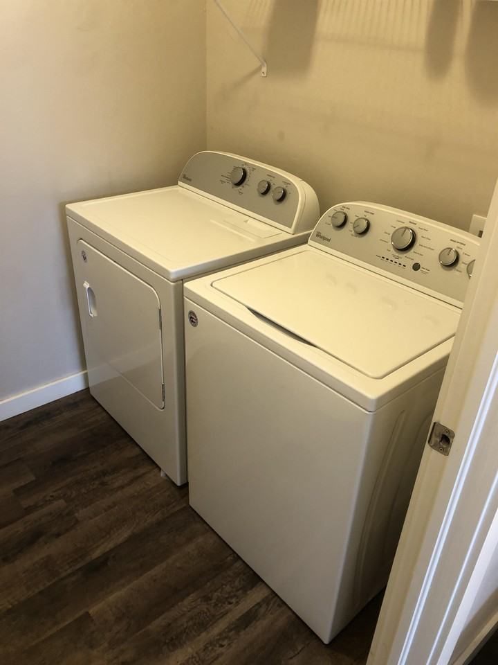 1225 E Main St #1 - Photo 6 of 11