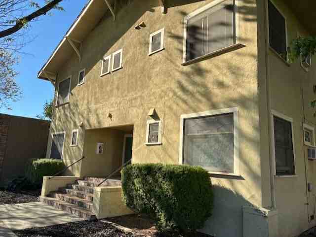 1133 13th Street - Photo 2 of 18