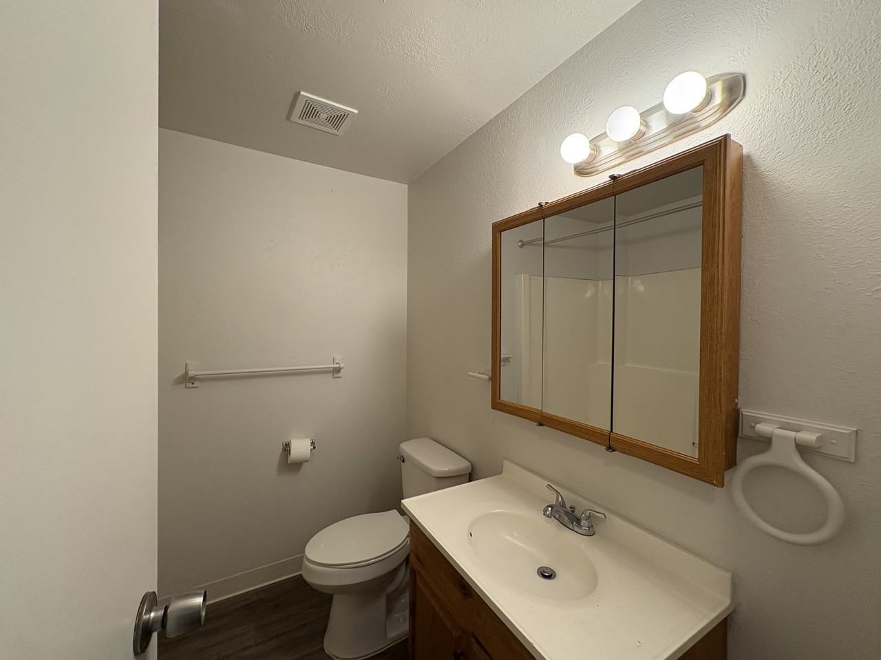 312 Quince Street Northeast - Photo 7 of 9