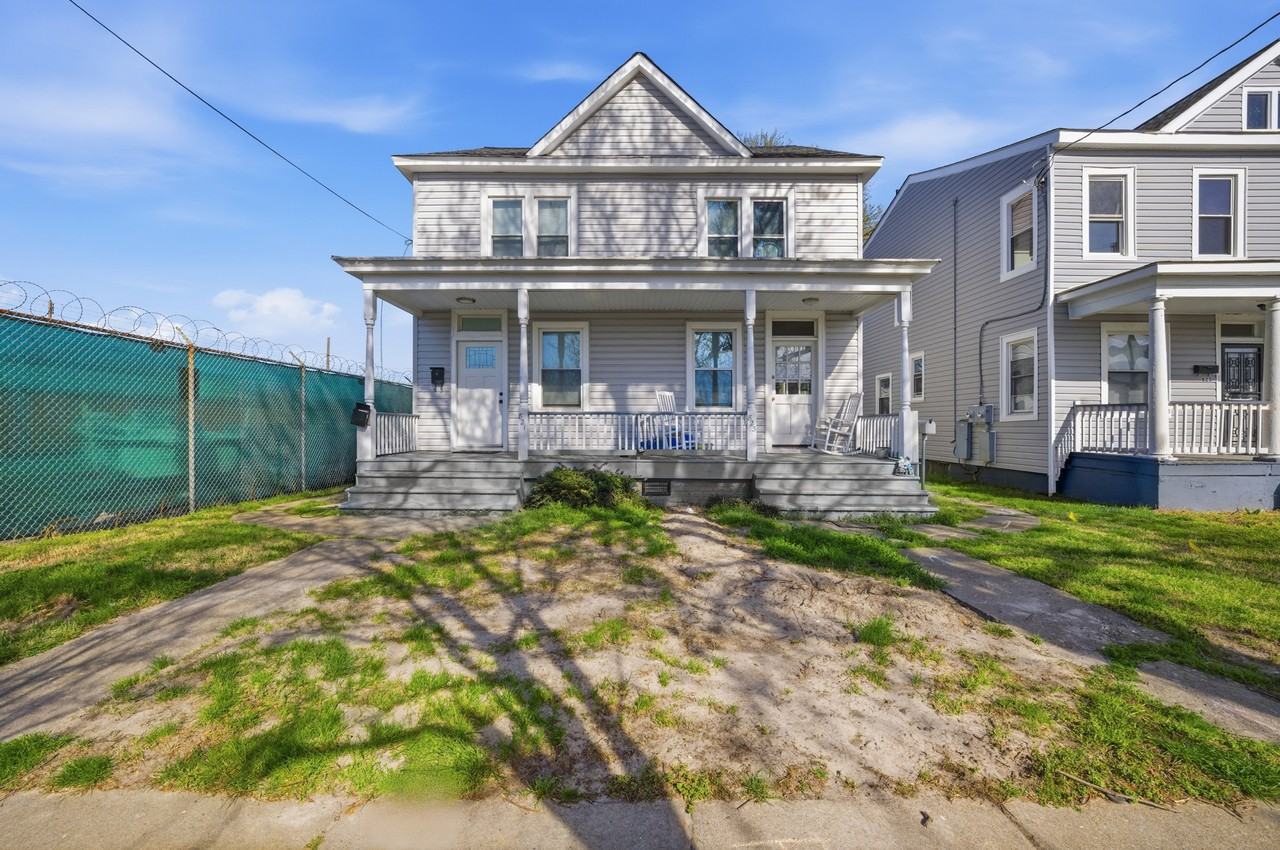 821 Mount Vernon Avenue - Photo 2 of 11