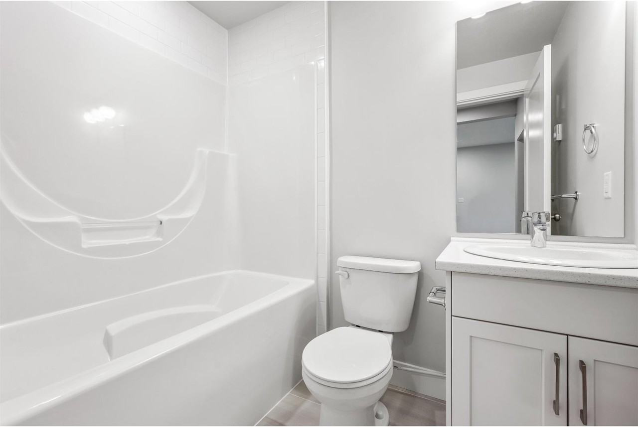 44714 Willowstream Rd #B - Photo 4 of 8