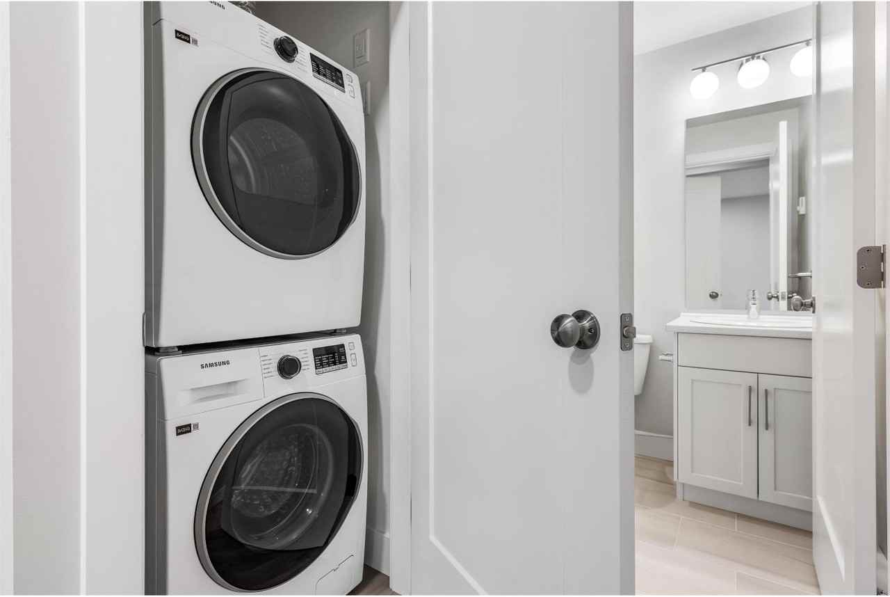 44714 Willowstream Rd #B - Photo 5 of 8