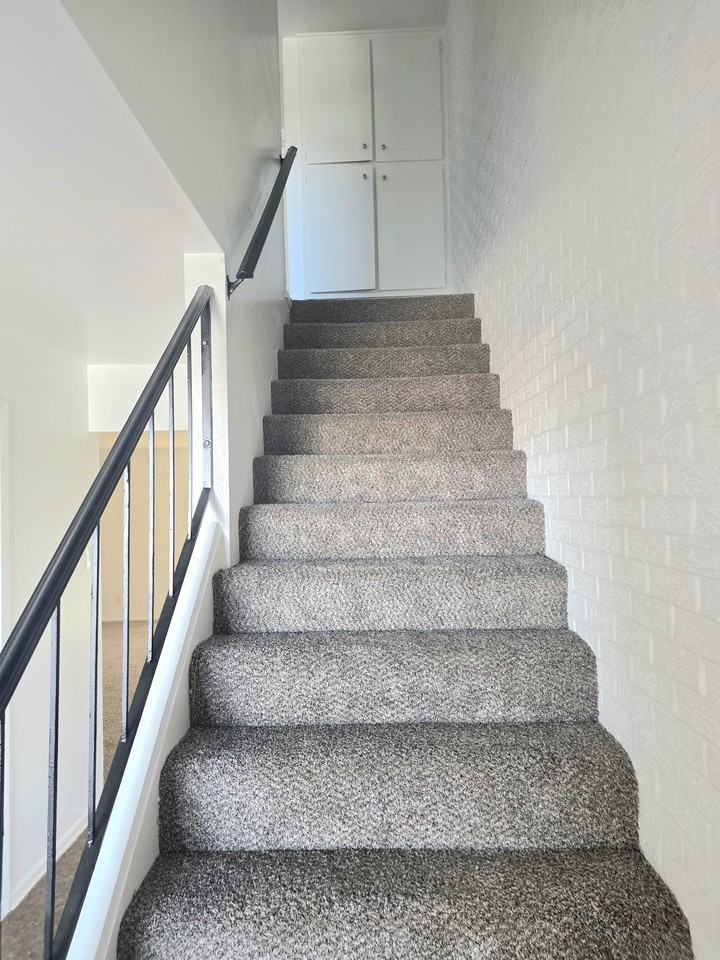 1003 N Grandview Ave #1003 - Photo 5 of 12