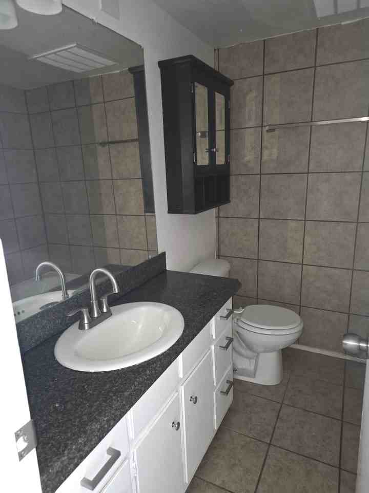 1003 N Grandview Ave #1003 - Photo 7 of 12