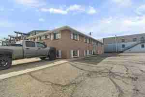 featured image of 1613 Kimbark St