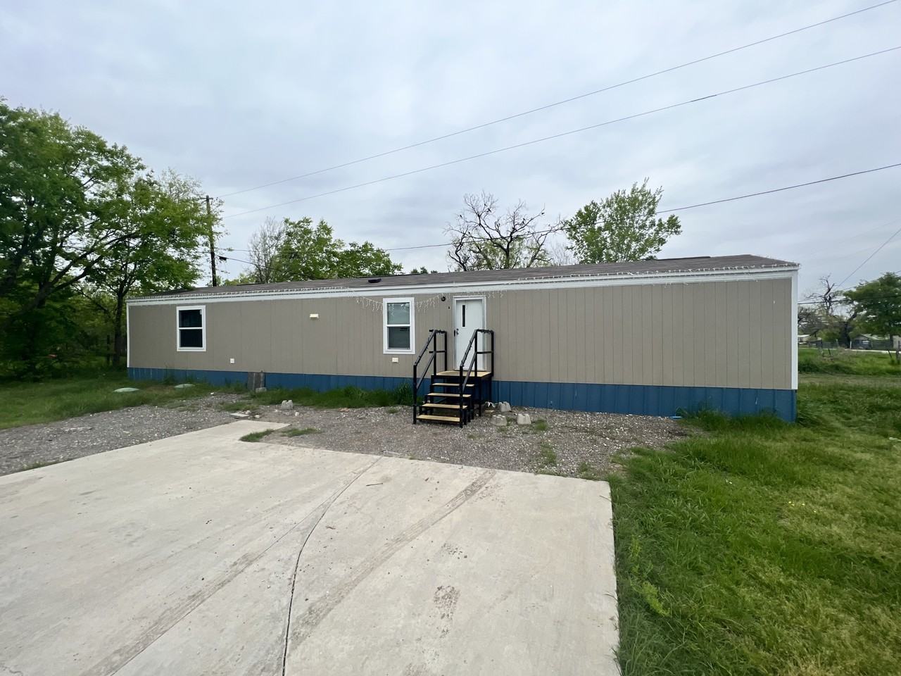 The Mobile Park - Photo 3 of 6