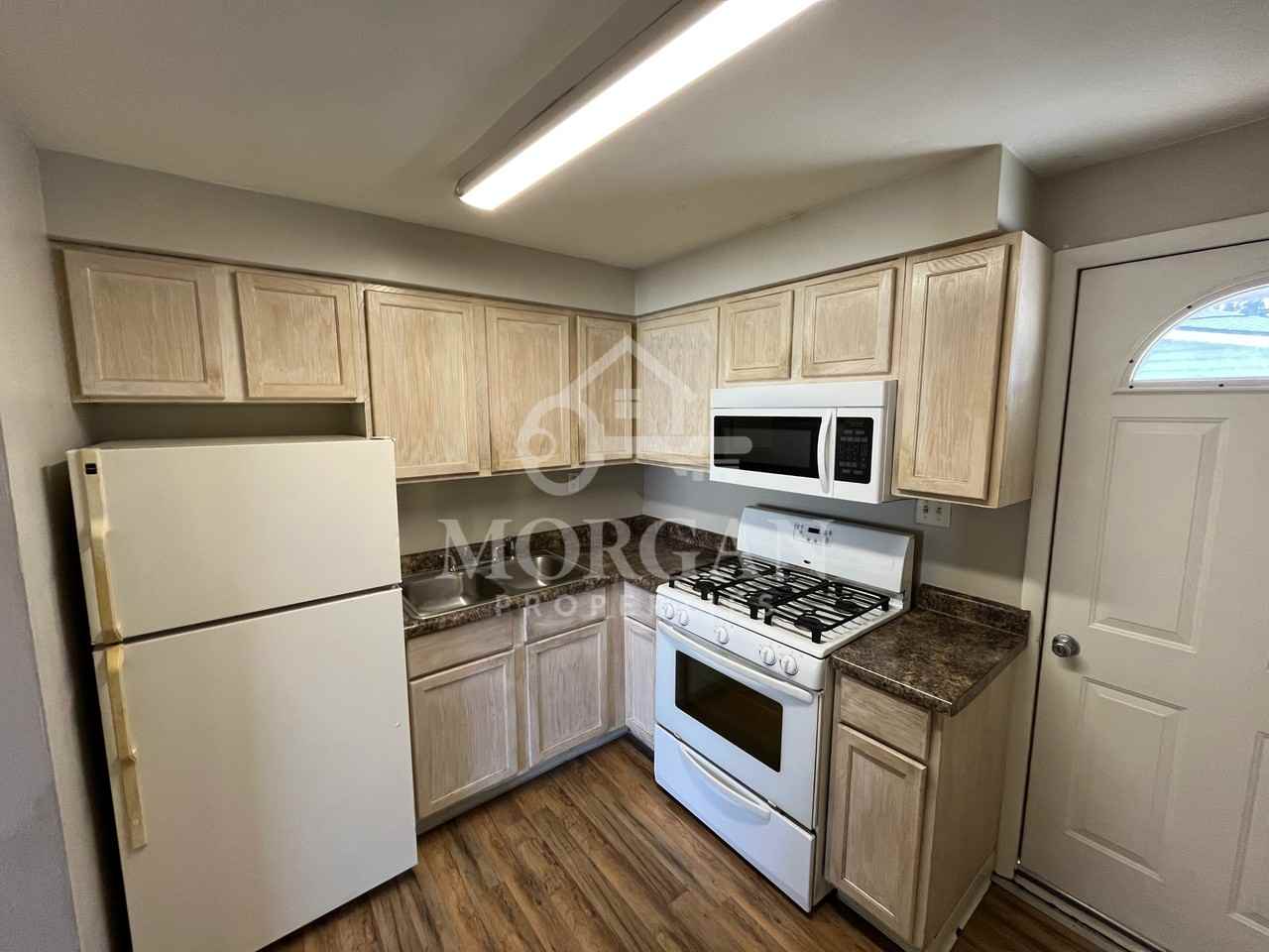 509 RUDDLE AVE - Photo 3 of 6