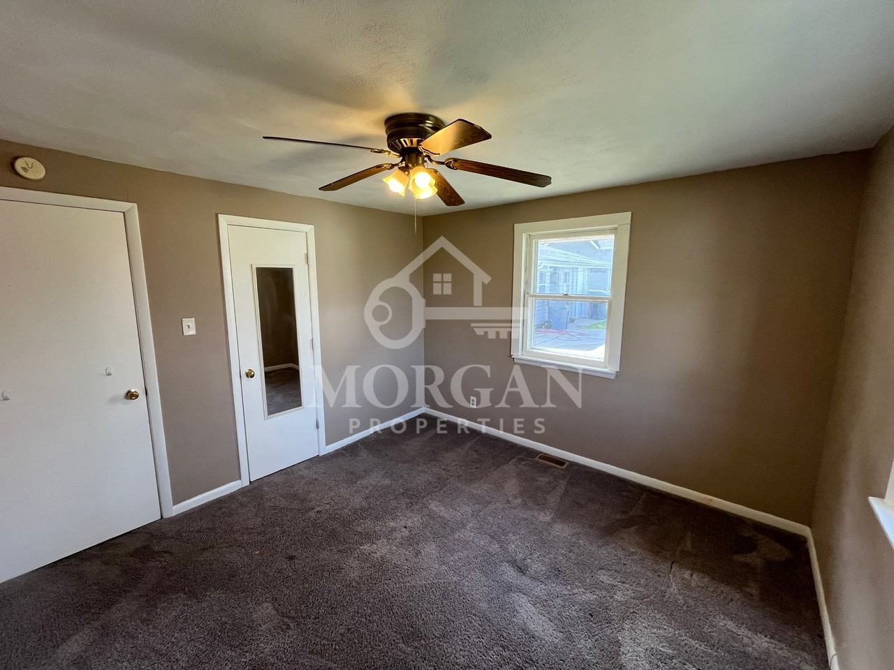 509 RUDDLE AVE - Photo 5 of 6