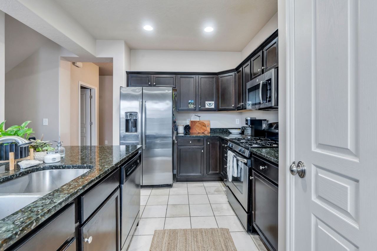 3357 N 150 W #1 - Photo 4 of 19