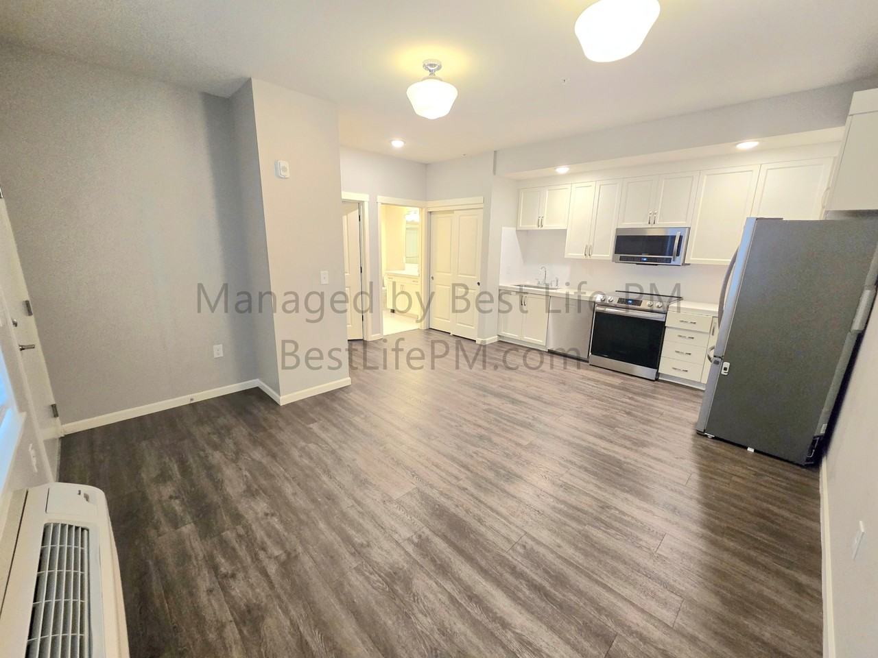 7122 North Greenwich Avenue - Photo 5 of 16