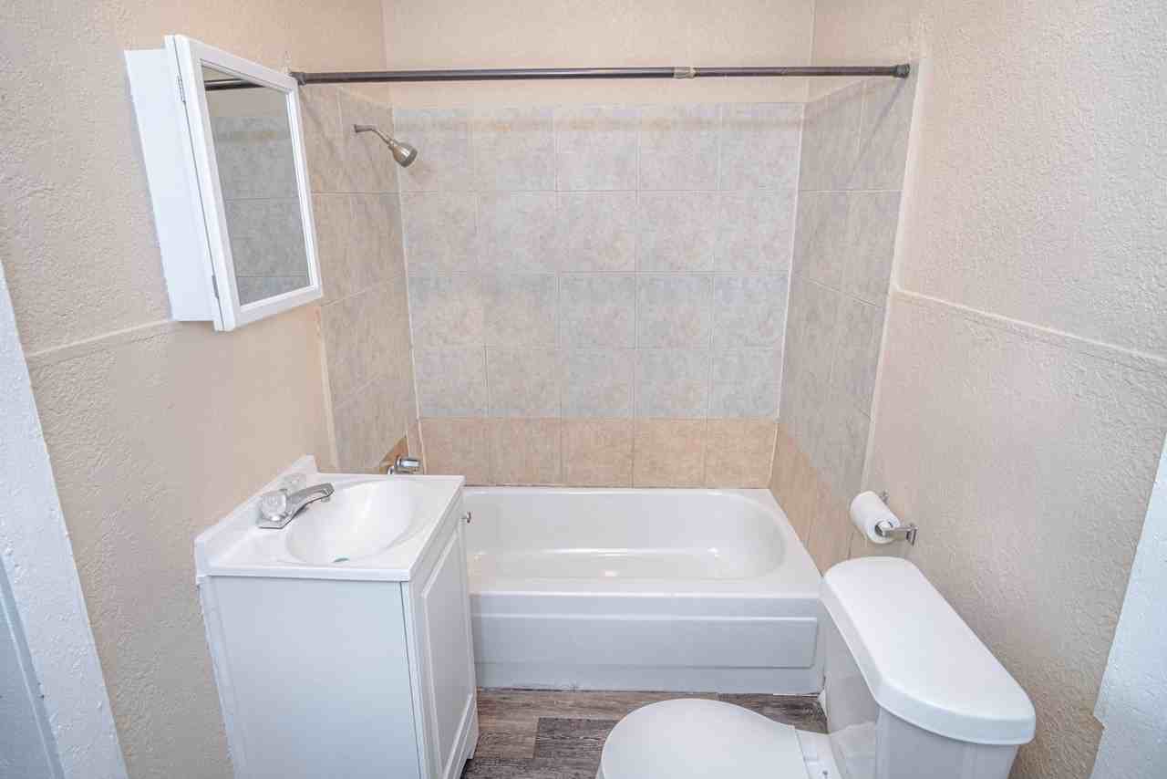 1810 Burnet Street - Photo 6 of 14