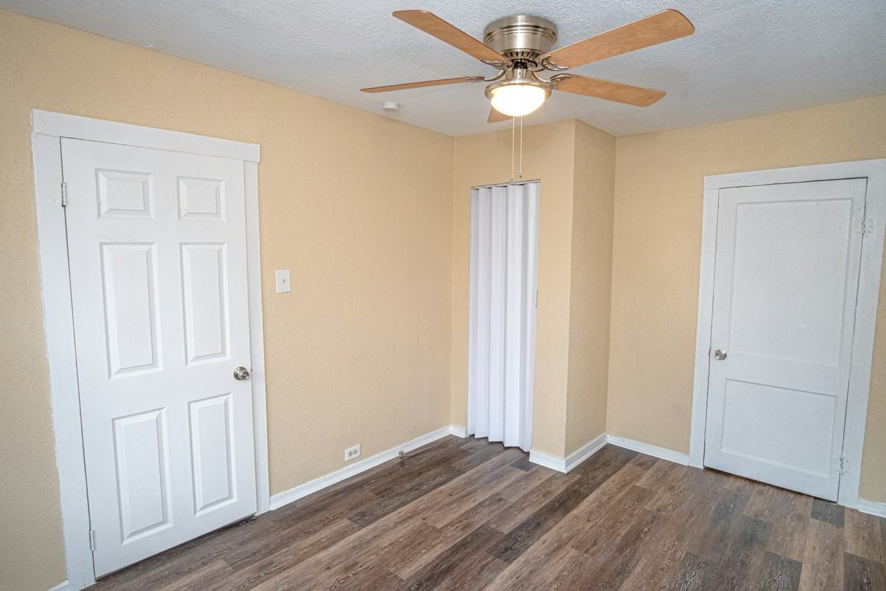 1810 Burnet Street - Photo 7 of 15