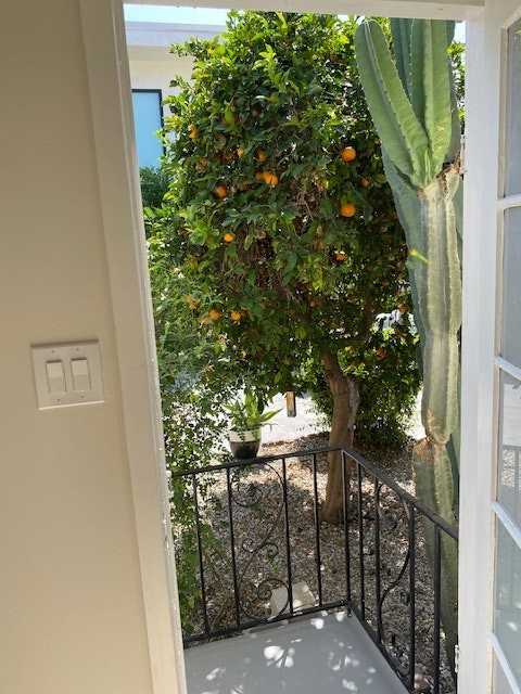 2219 Glendon Avenue, Unit G - Photo 3 of 21