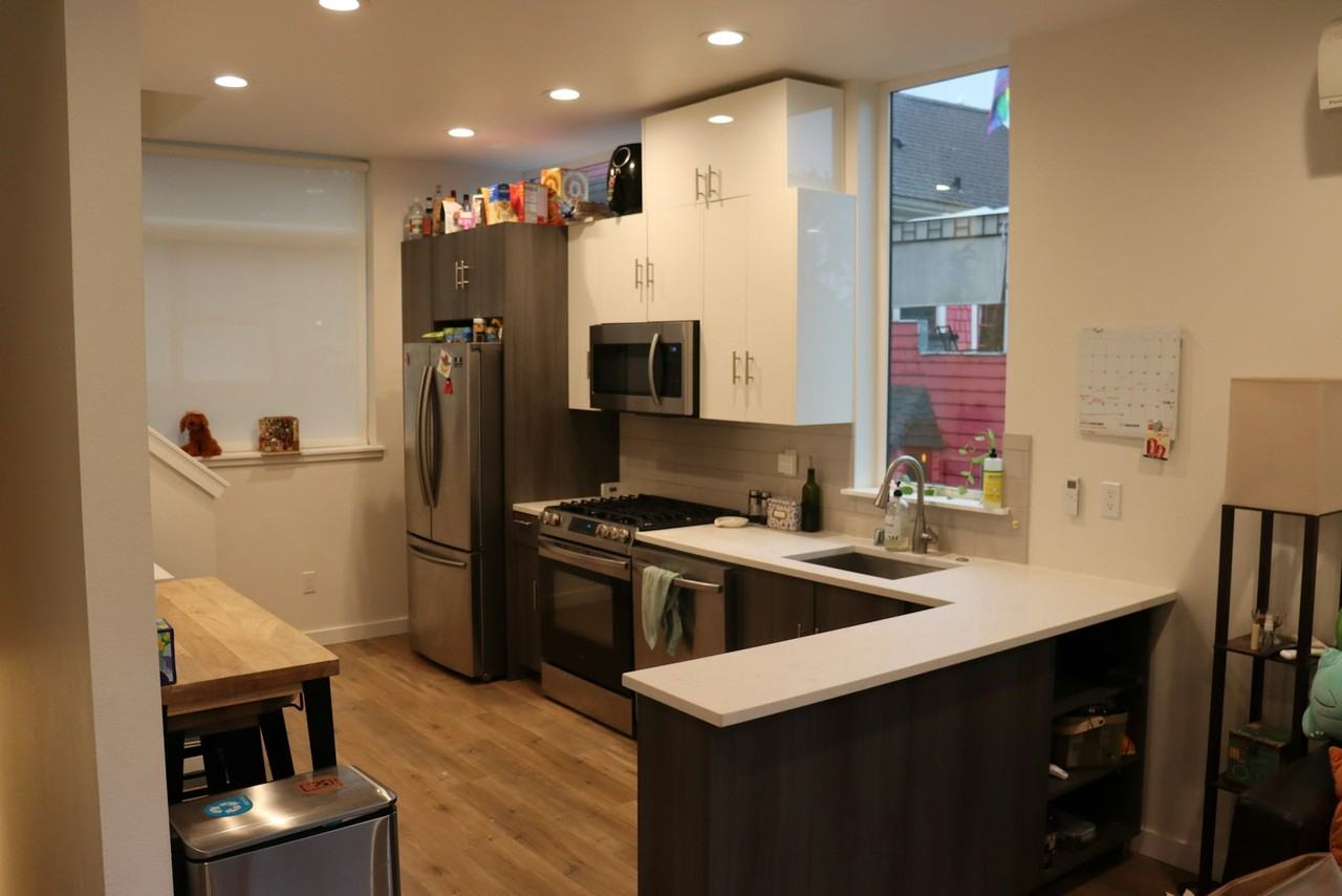 511 11th Avenue East, Unit 511B - Photo 4 of 22