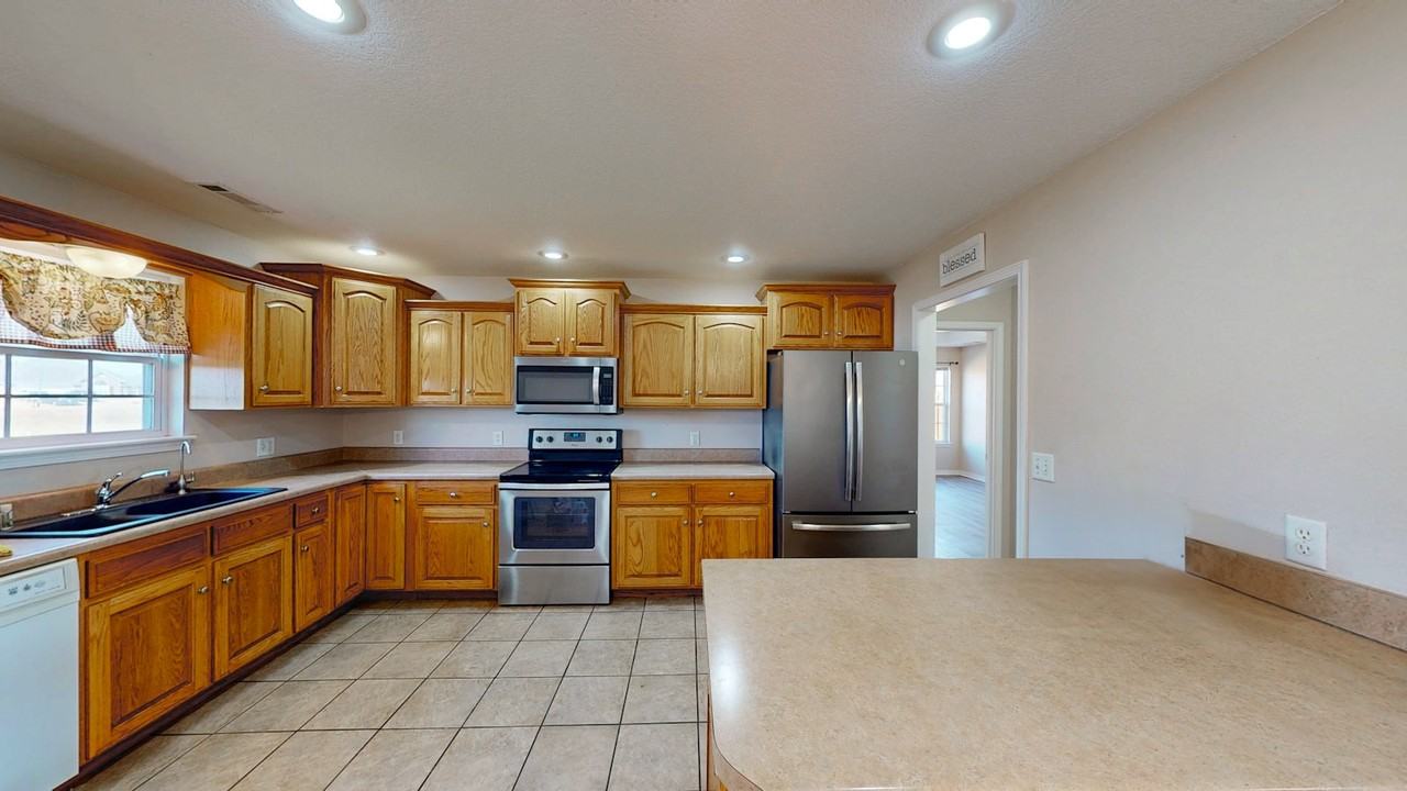 5005 David Drive - Photo 6 of 22