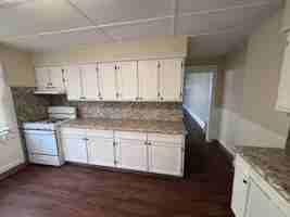 featured image of 363 N Maple Ave