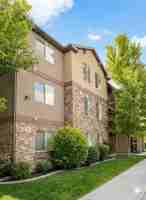 featured image of 956 Westsouth