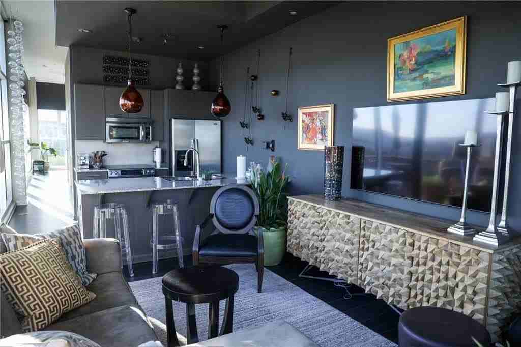 609 W Dickson St - Photo 3 of 16