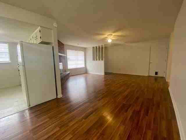 1702 Kimbrough St #B - Photo 5 of 13