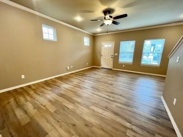 892 W Hughes St - Photo 3 of 15