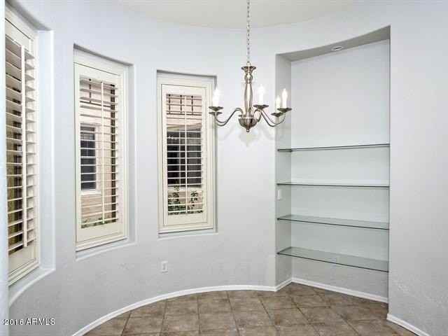 2732 W Florimond Rd - Photo 7 of 33