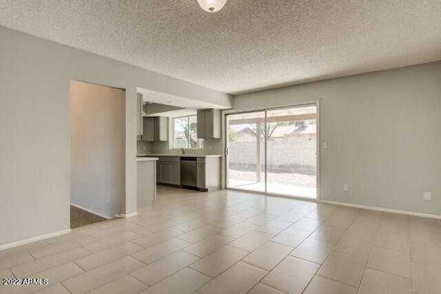 6353 W Mission Ln - Photo 7 of 18