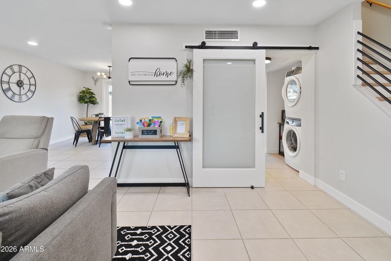 5909 N 81st St - Photo 5 of 27