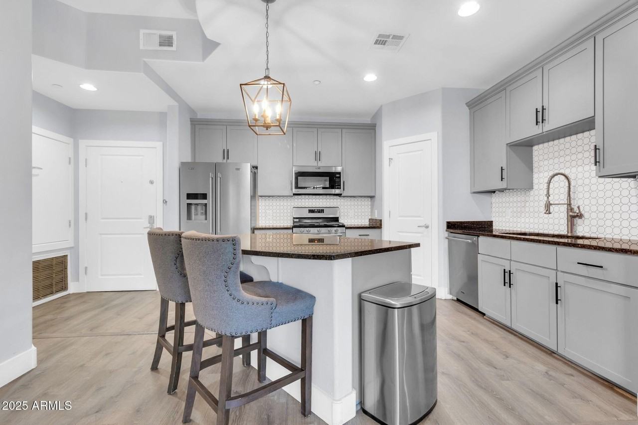 945 E Playa Del Norte Dr Unit 2005 - Photo 2 of 42