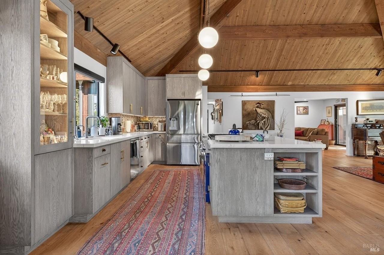 3662 Lovall Valley Rd - Photo 7 of 50