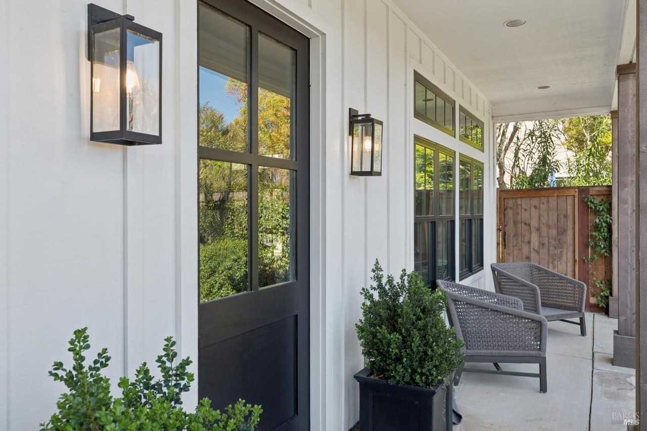 1810 Quail Ct - Photo 4 of 50