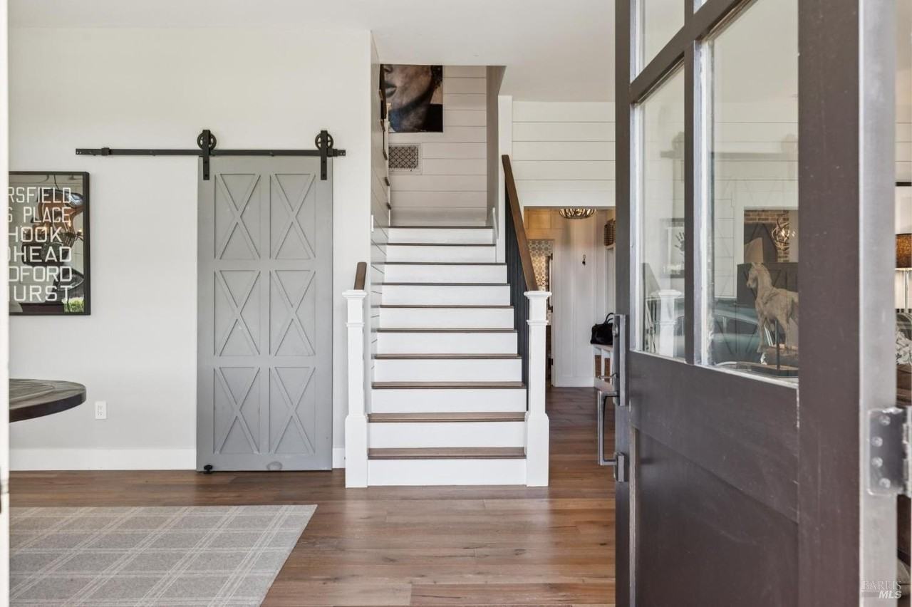 1810 Quail Ct - Photo 5 of 50