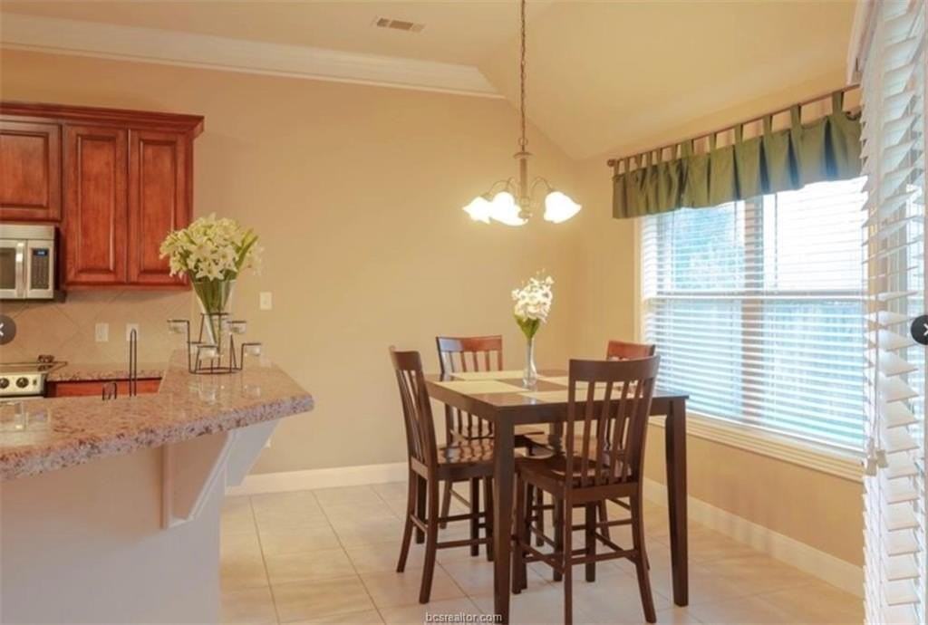 4200 Colchester Ct - Photo 7 of 21