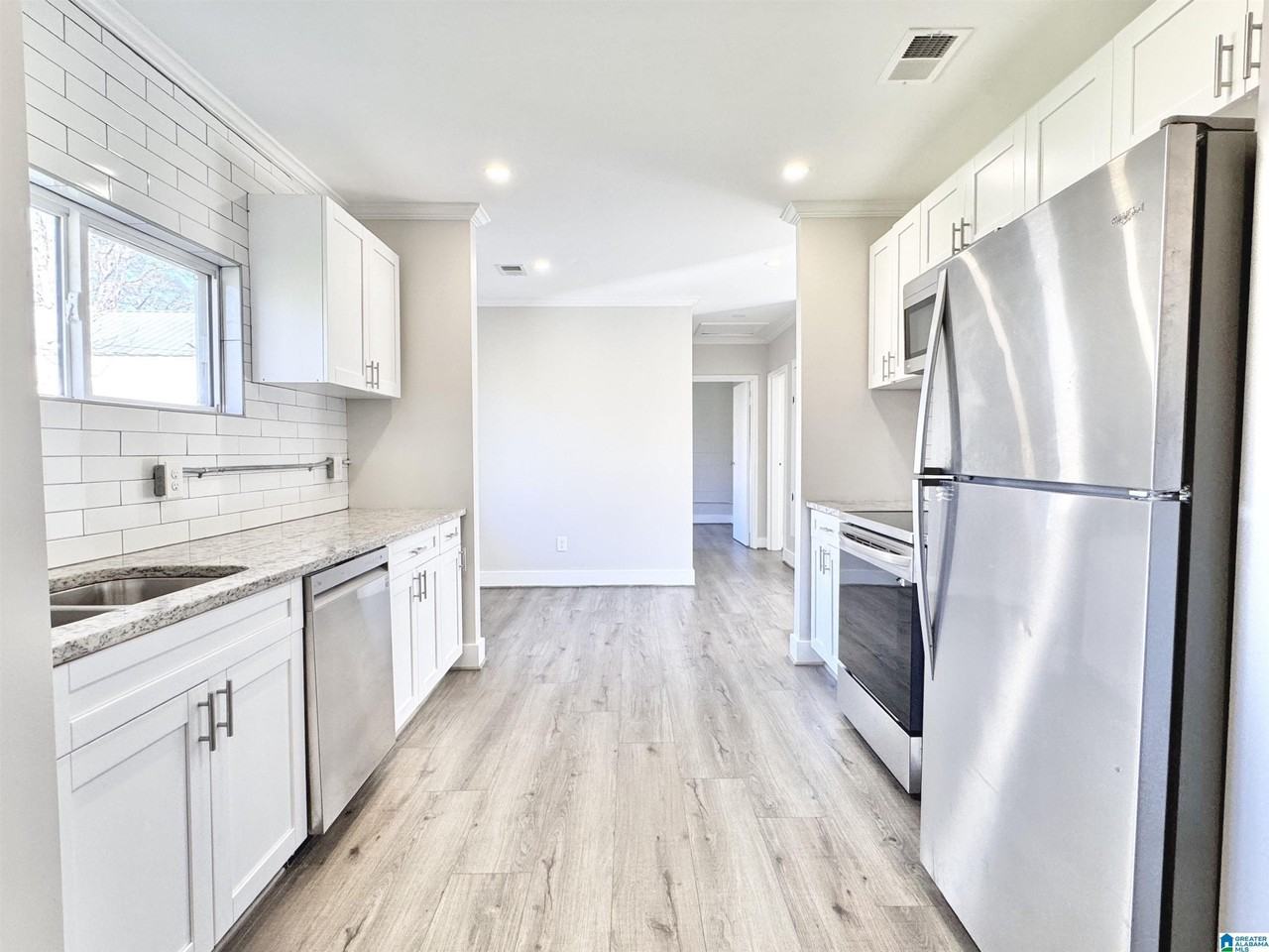 1640 57th St W - Photo 7 of 23